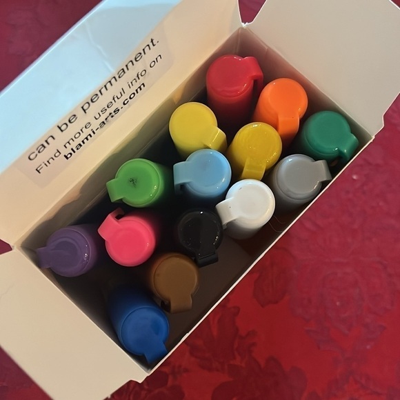 Brand New Set of Liquid Chalk Markers Bright Concentrated Arts Crafts Classroom - Picture 7 of 16